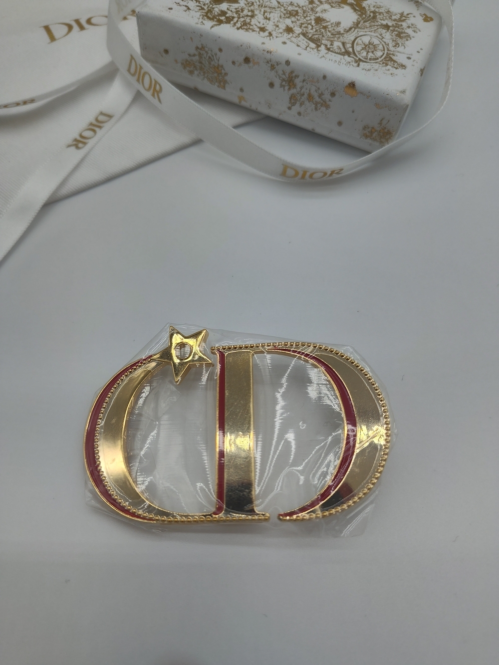 DIOR VIP Gift Lucky Star CD Brooch Full Gift Set New With Box & Bag NWT - Picture 7 of 11